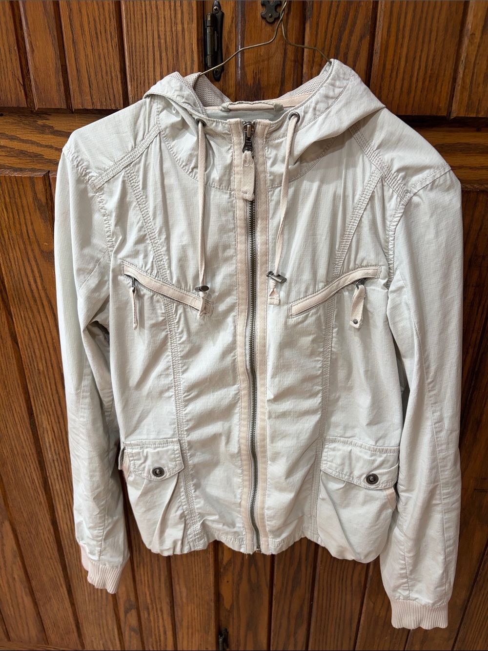 Eddie Bauer Light Beige Hooded Zip Jacket
Size Small